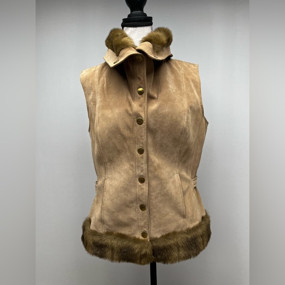 DIVA Jackets & Blazers - Vintage 🐷 skin Suede Vest DIVA by Dana Buckman Size Small
